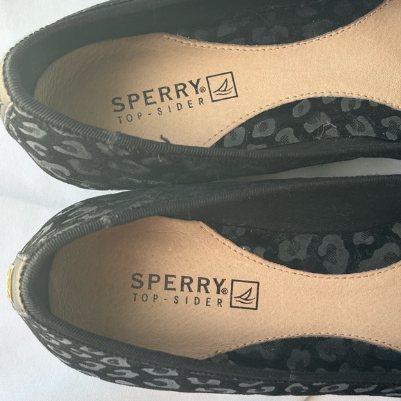 Sperry Linden Black Flats with Animal Print - Picture 9 of 9